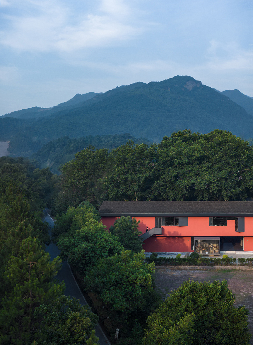 2.建筑与周围自然环境的关系 The relationship between architecture and the surrounding natural environment ?摄影:吴清山.jpg